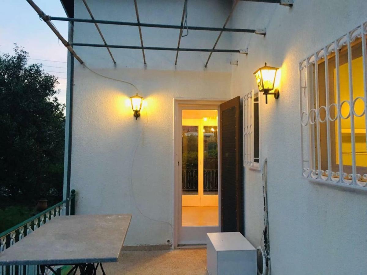 Angela Seaside Summer House Dhílesi Exterior photo